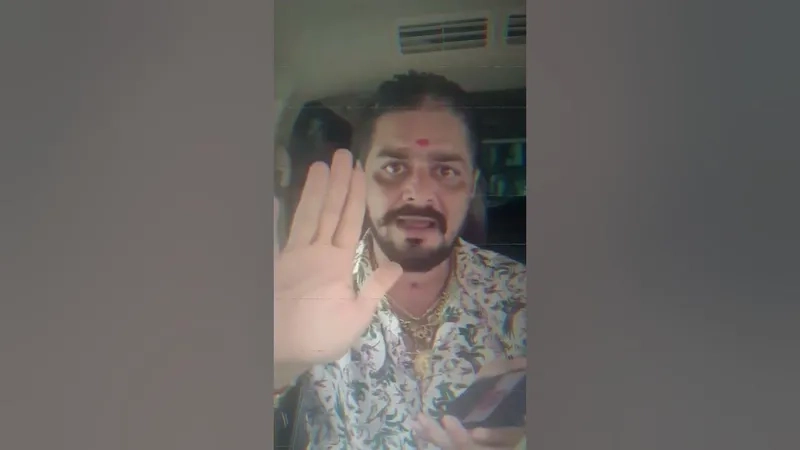 A blank template of the Paresh Rawal meme