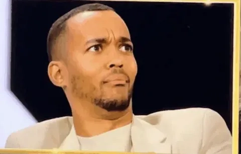 The frantic confused mr krabs meme