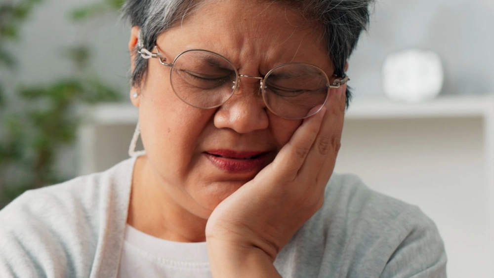 An infographic answering what is trigeminal neuralgia