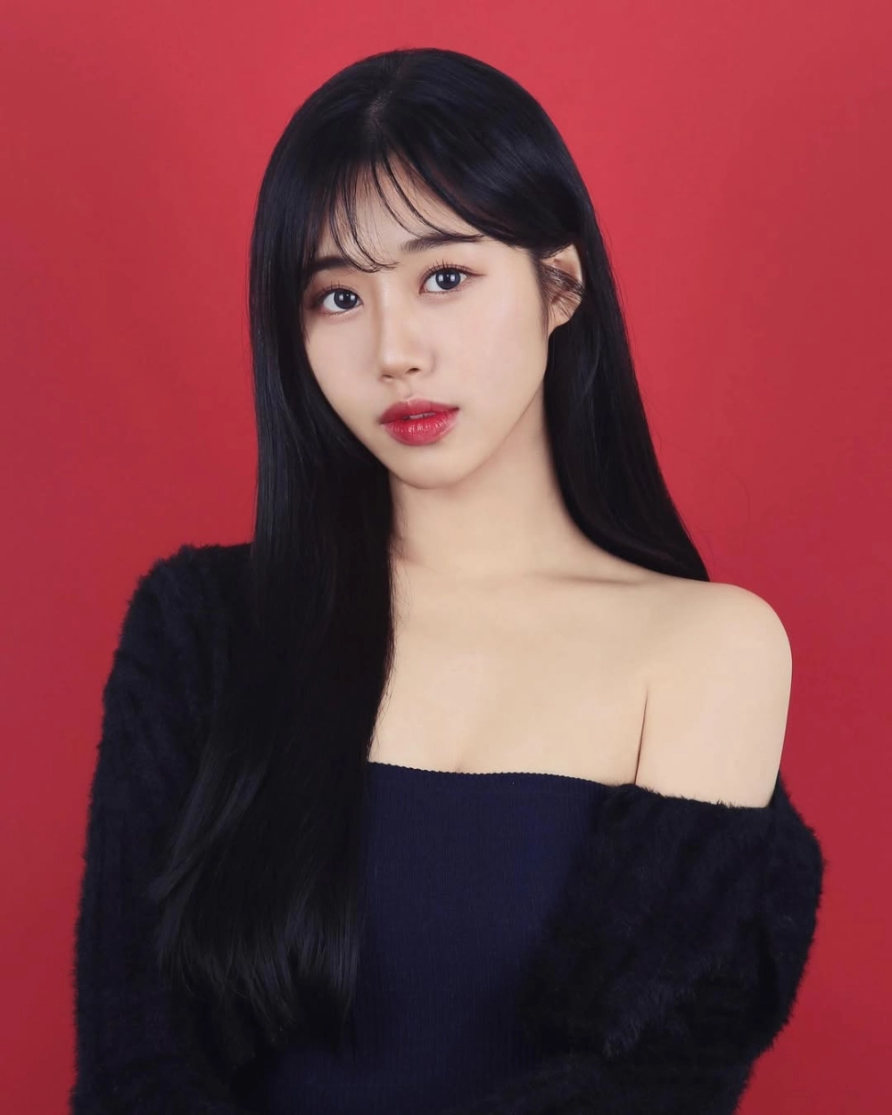 Perfect girl sex radiates flawless curves and molten irresistible ecstasy